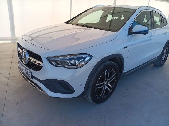 Εικόνα της MERCEDES-BENZ GLA250E 1.3PHEV 218HP AUTO
